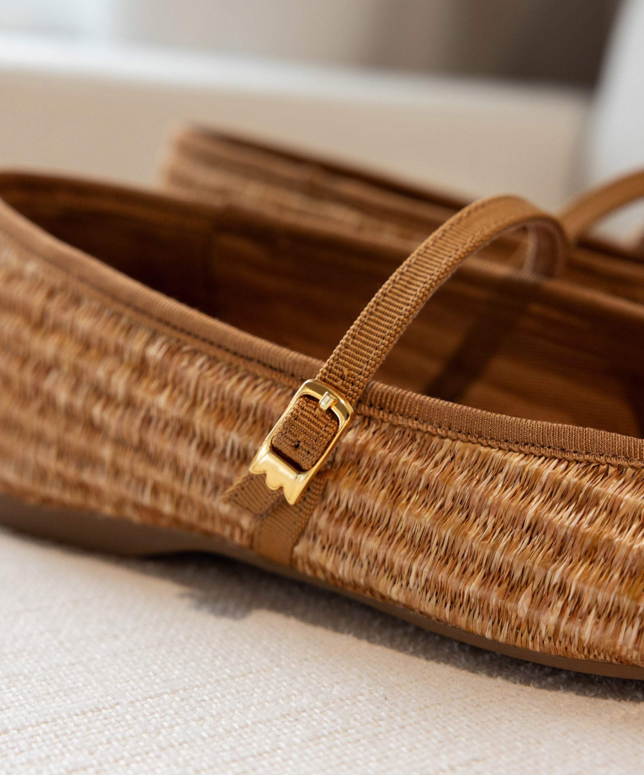 HummingbirdMJ_TanRaffia_PDP_5x6_Detail.jpg